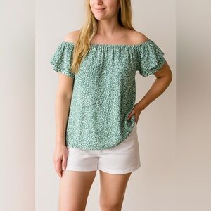 A new day size medium green and white floral blouse